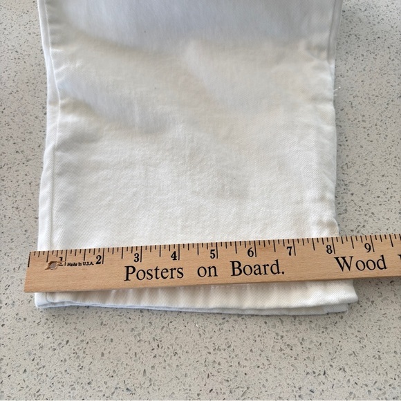 Gloria Vanderbilt Amanda White Capri Pants Sz 14 Comfort Stretch Denim Slimming - Picture 14 of 15